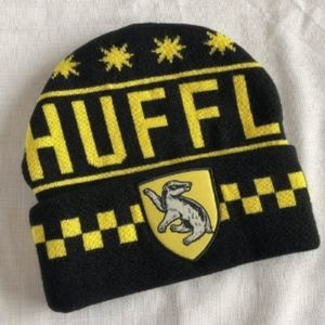✴ 2/$20 Hufflepuff Harry Potter beanie hat